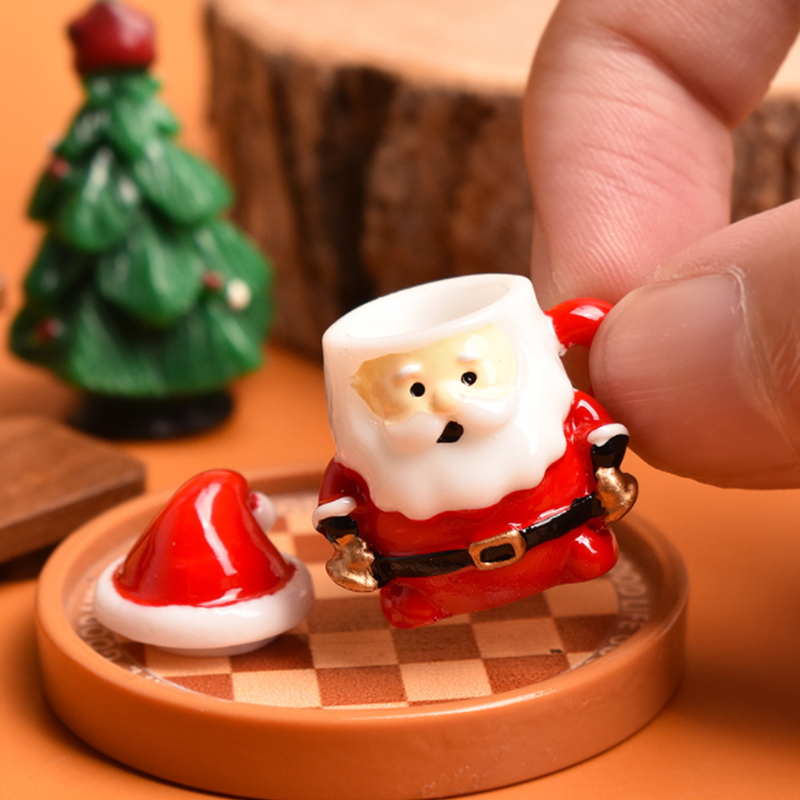 Resin Art Craft - Mini Santa Teacup Ornament - Resin
